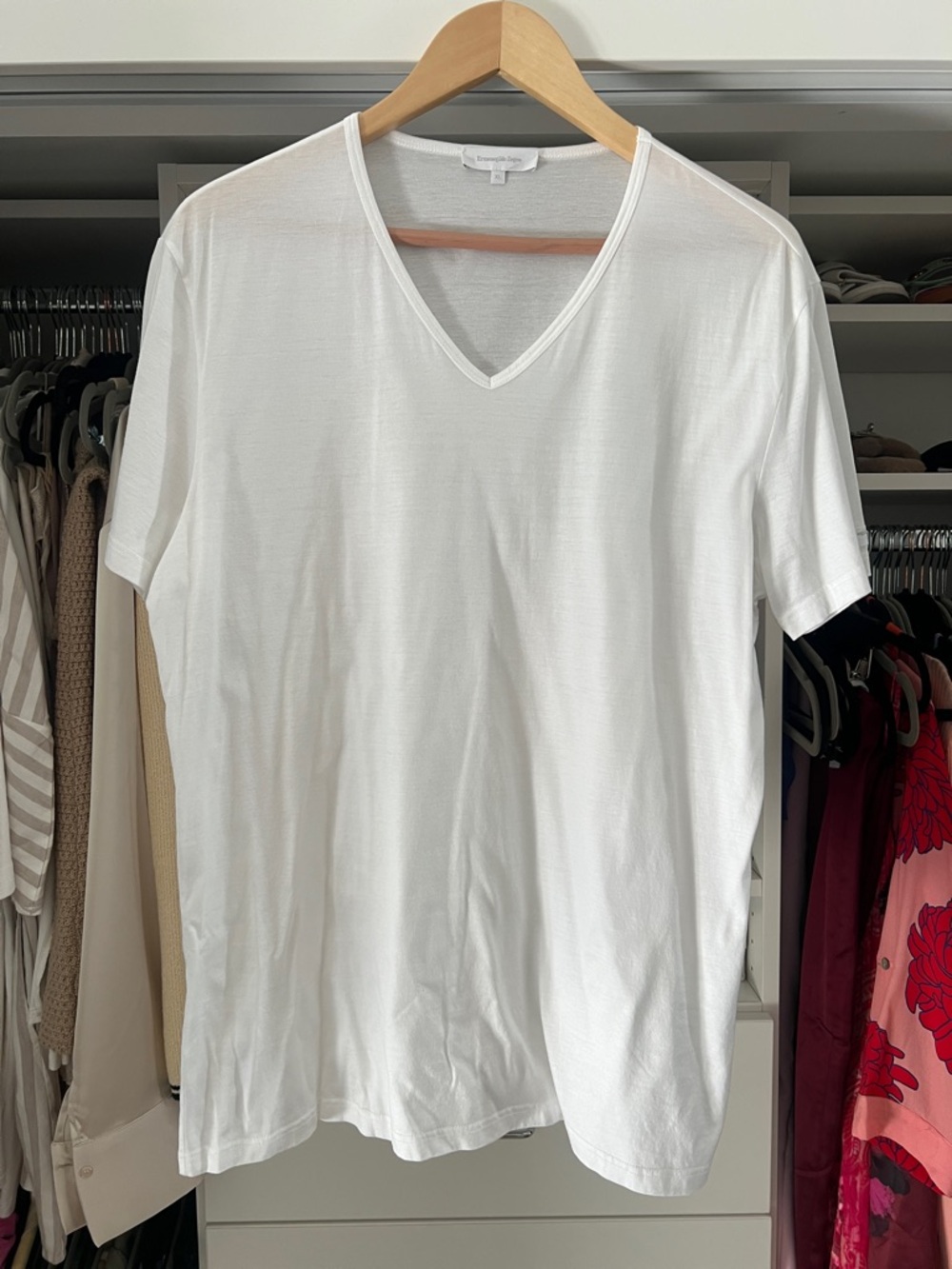 Ermenegildo Zegna Men's White V-Neck Short Sleeve Tee